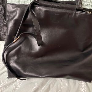Genuine leather tote from Italy